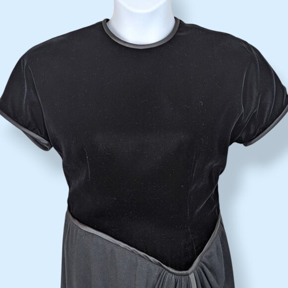 V. Oscar de la Renta Studio Black Velvet Dress - Picture 3 of 9